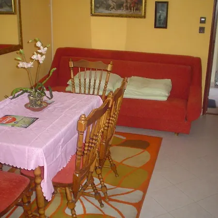 Affittacamere Lido Vendeghaz 2*